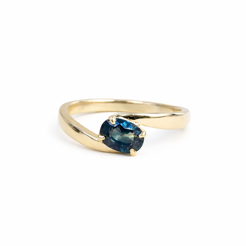 Teal Sapphire Twist Ring