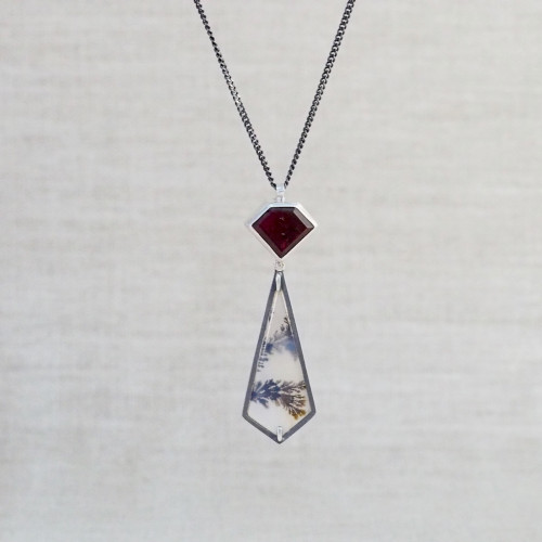 Garnet & Agate Articulated Necklace