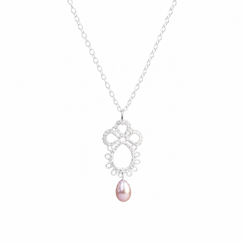 Large Derry Lace Pearl Necklace