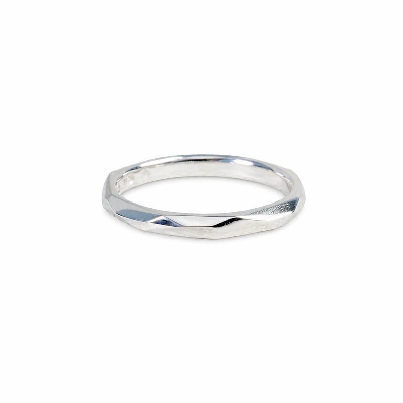 Geo Facet Narrow Ring