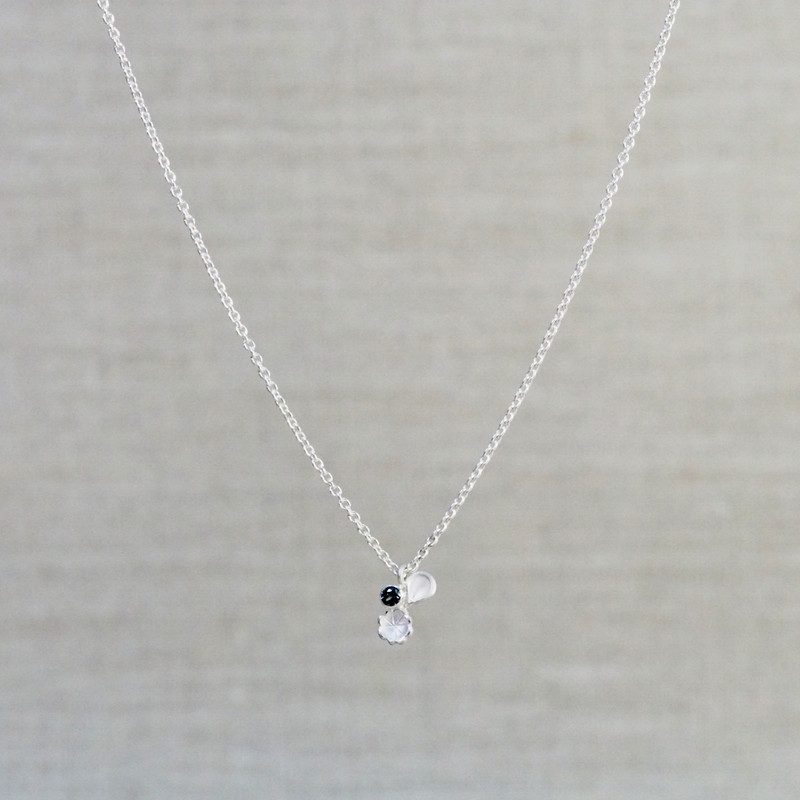 Drifting Bud Necklace