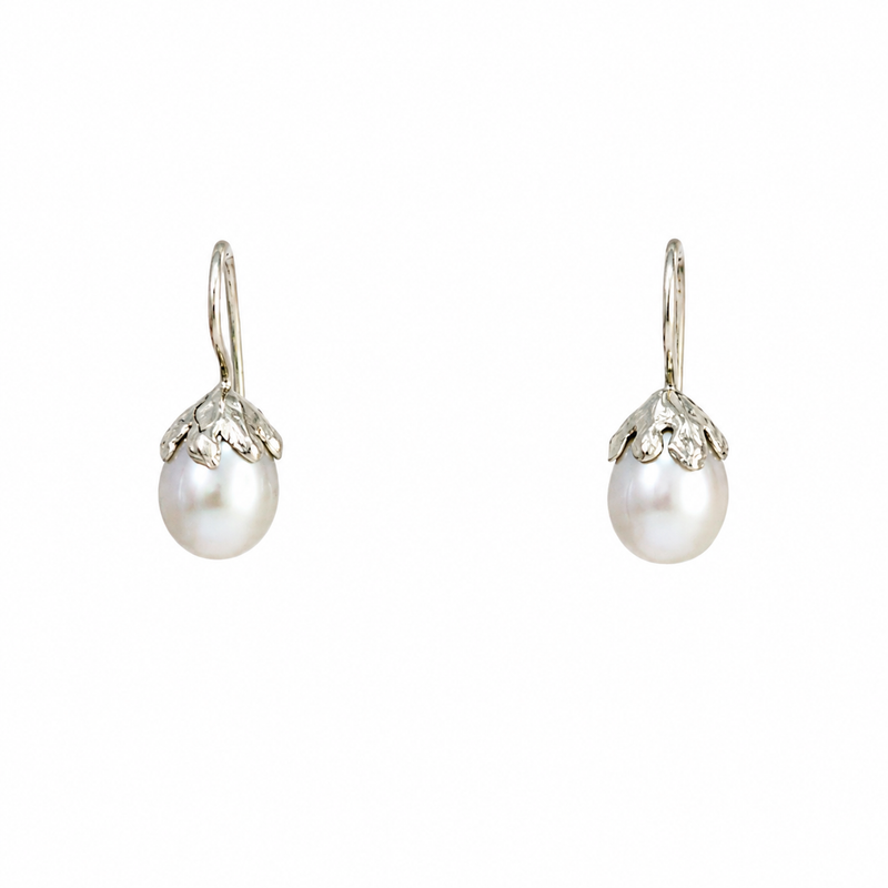 Smother Pearl Earrings