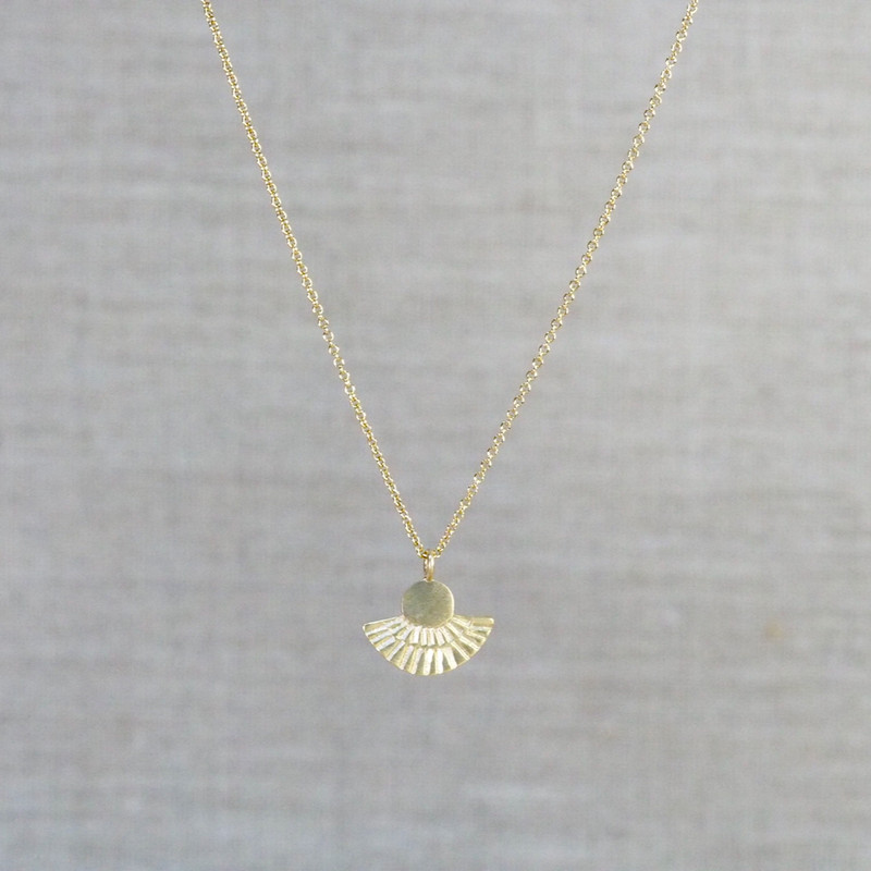 Gold Fan Out Necklace