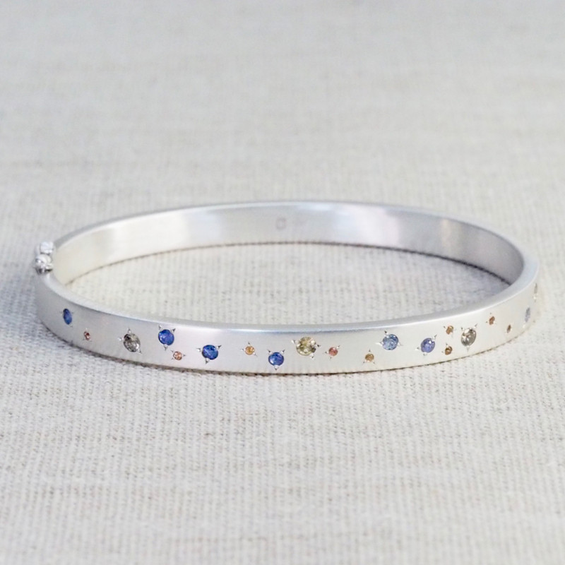Oval Mid Multi Sapphire Bangle