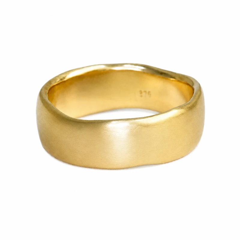 Wide Soft Flow Ring