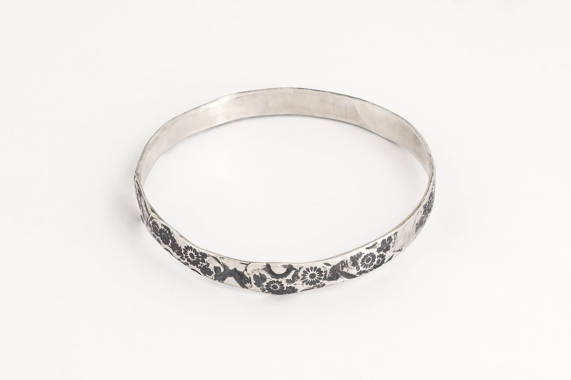 Caring for your jewels - Silver