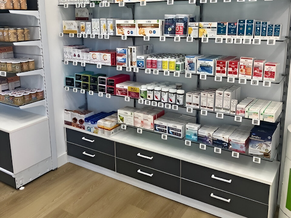 Productos de la Farmacia Balaídos, en Vigo, Pontevedra