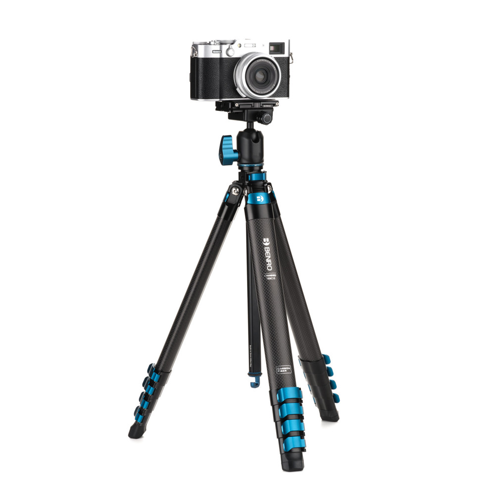 Benro Blackbird CF 1 Series, 5 Section Tripod with N00P Head