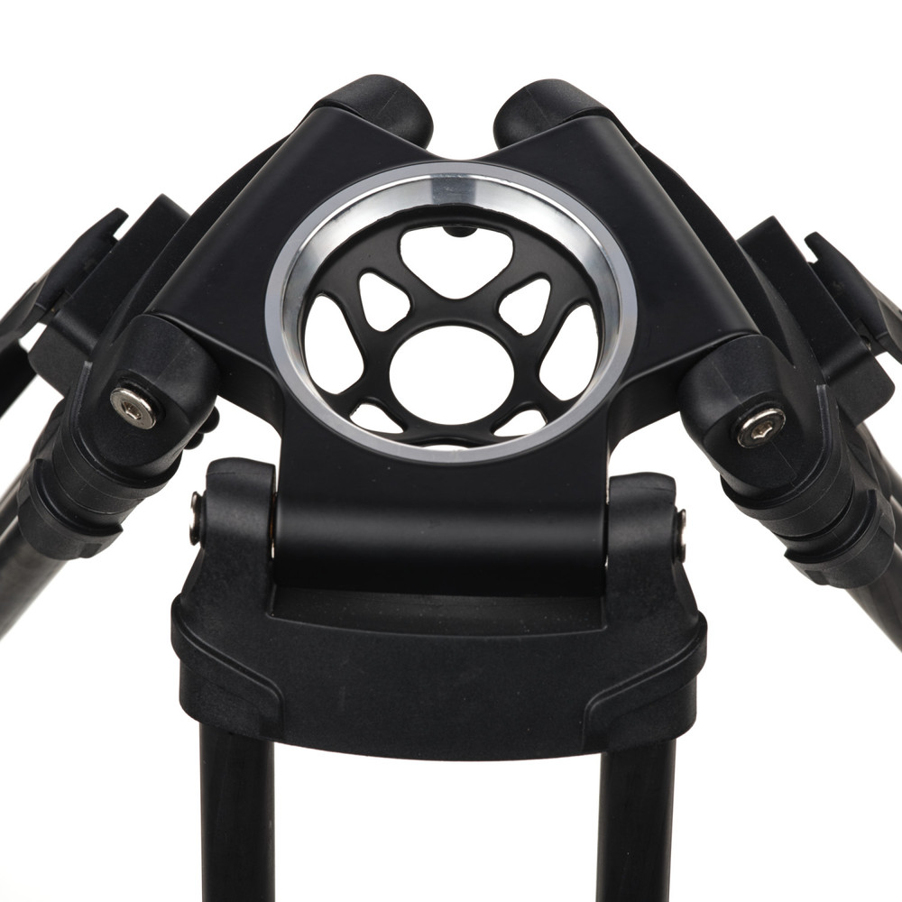 C673LLBV6HPLUS
Benro C673LL Lightning Lock Tripod CF 75mm Bowl with BV6HPLUS Head
