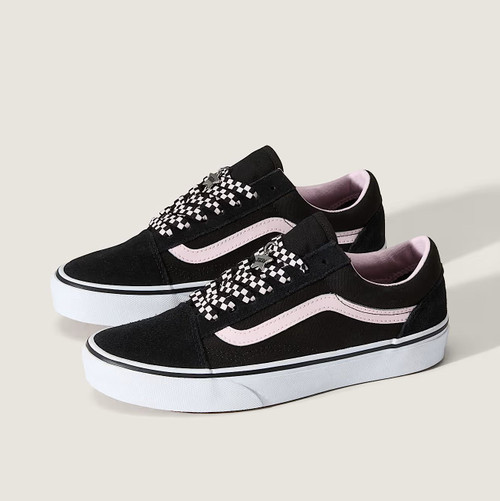 vans vn000d6wy28, tenis vans old skool negro rosa, vans old skool pink, tenis vans negros con rosa, tenis vans con dije de estrella, tenis vans agujetas cuadros rosa, zapatillas vans old skool rosa, tenis vans corte bajo negros rosa, calzado urbano vans skate, tenis casuales vans nina mujer, tenis vans y2k estilo, zapatillas urbanas vans negras rosa