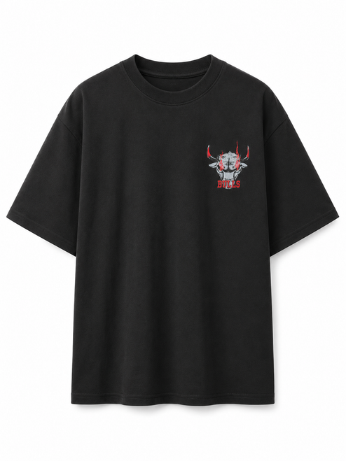 playera oversize negra, playera heavyweight 340g, playera de algodon pesada, playera premium streetwear, playera negra de toro, playera bulls bordada, playera 100 algodon premium, playera streetwear mexico, playera bordado rojo, playera corte oversize hombre, playera de alta calidad 340g, ropa urbana premium, playera con bordado tridimensional, streetwear de lujo, t-shirt oversize negra, BULLS, CHICAGO