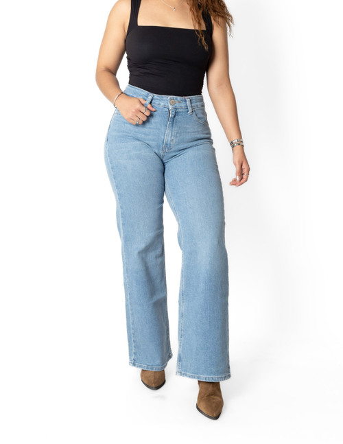 jean wide leg azul claro mujer, pantalon mezclilla tiro alto dama, jeans pierna ancha azul claro, pantalon mezclilla claro mujer, jeans wide leg light wash dama, pantalon denim azul claro, jeans sherman morgan dama, pantalon holgado mezclilla mujer, jeans corte ancho azul claro, pantalon casual mezclilla dama