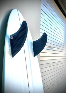 SB Series Twin Fin Set – Futures Compatible Twin Fins in Honeycomb Black – High-Performance Surfboard Fins