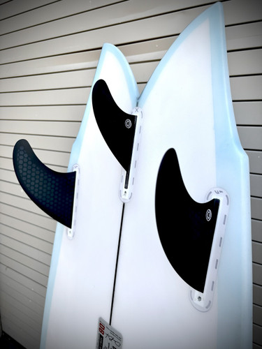 SB Series 3.25" Nub Center Fin – Matte Black Trailer Fin for Surfboards and Longboards