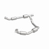 Magnaflow 05-08 Ford E-350 Super Duty 5.4L Direct Fit Converter - 5582439 360 Degree Image Set