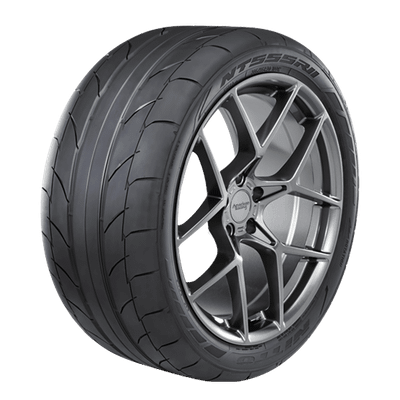Nitto NT555RII 305/35R20