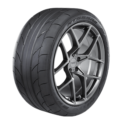 Nitto NT555RII P275/40R18