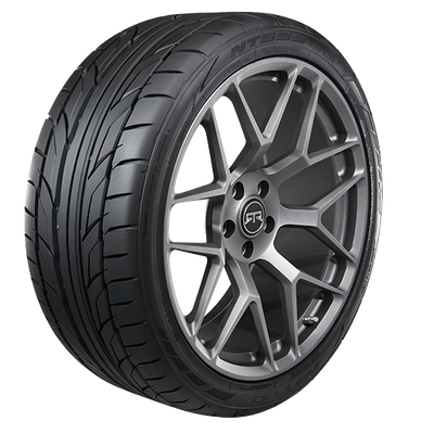 Nitto NT555 G2 275/50ZR17