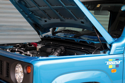 GReddy Engine Hood Lifter Kit 18+ Jimny JB64W (Designed for OEM weight hoods.) - 18590107 User 1