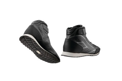 OMP One TT Shoes Black - Size 45 - IC0-0828-A01-071-45 Photo - Primary
