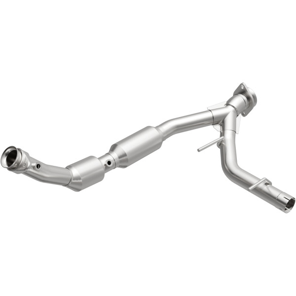 Magnaflow 03-04 Ford Expedition 5.4L Direct Fit Converter - 4583078