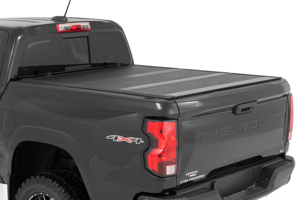 Rough Country Hard Low Profile Bed Cover 5' Bed | Chevy/GMC Canyon/Colorado (15-26)