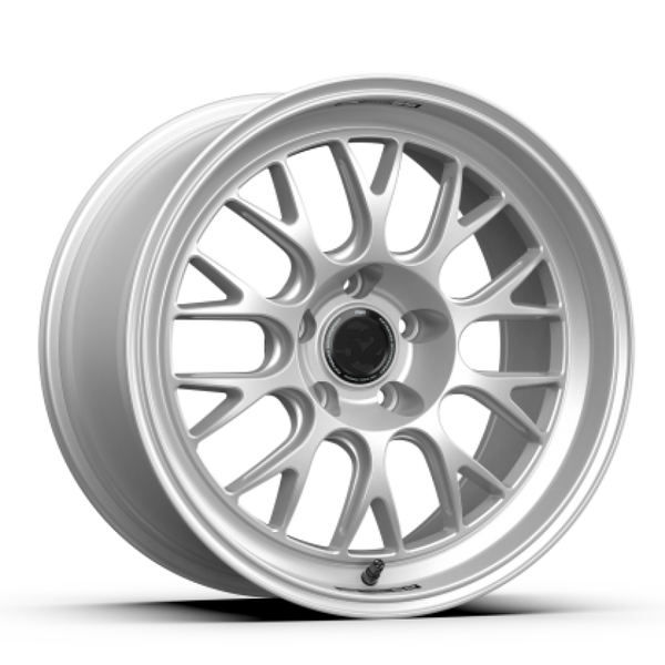 fifteen52 Holeshot RSR 18x9 5x114.3 38mm ET 73.1mm Center Bore Radiant Silver Wheel - RSHRS-89054+38