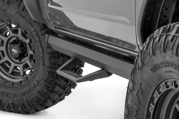 Rough Country SRL2 Adjustable Aluminum Step 2 Door | Ford Bronco (2 Door) 4WD (2021-2026)