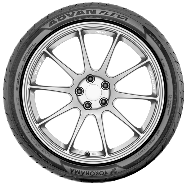 Yokohama Advan Fleva V701 Tire - 215/50R17 95W - 110170145