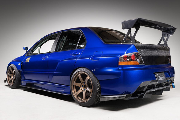 VARIS SOLID & JOKER WIDEBODY 12K REAR DIFFUSER (VERTICAL FIN VER.) FOR 2005-07 MITSUBISHI EVO IX [CT9A] HAM-003H