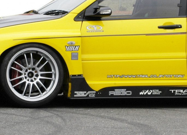 VARIS TIME ATTACK CARBON UNDERBOARD FOR AIR FLOWING GUARD FOR 2003-05 MITSUBISHI EVO VIII [CT9A] VAMI-083