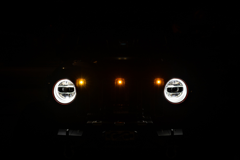 DV8 Offroad 2018+ Jeep JL Grill Amber Marker Lights - GRJL-02