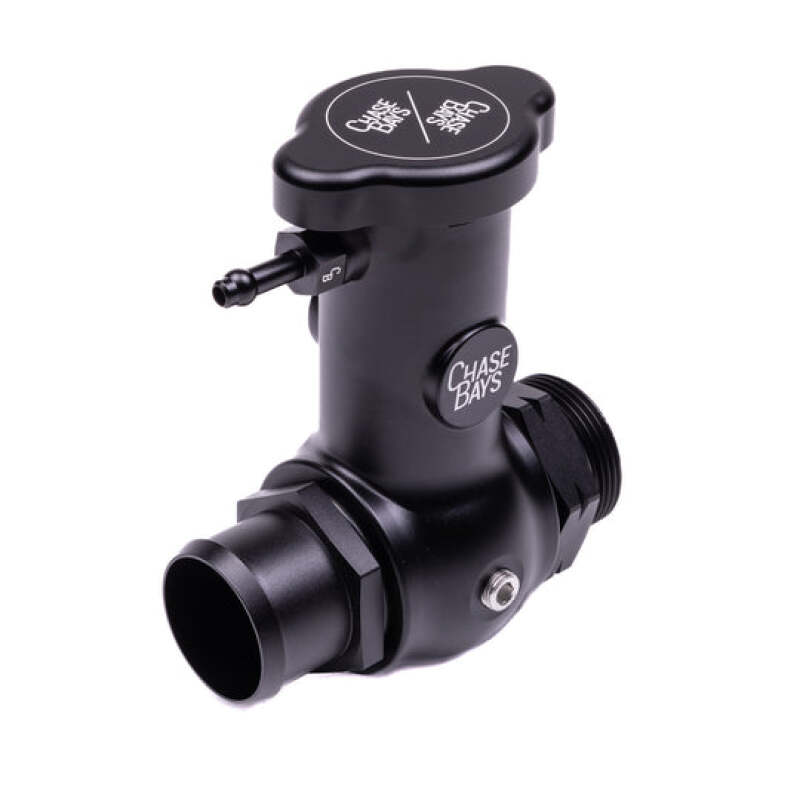 Chase Bays 20ORB to 1.50in (38mm) Hose Raised Inline Filler Neck  w/ Cap - CB-IFN-150-20ORB-RADCAP-A
