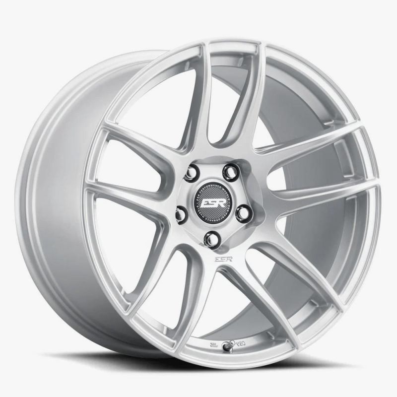 ESR CS8 18x8.5 5x114.3 +35 Hyper Silver