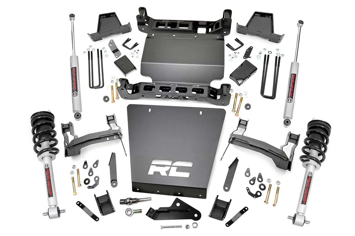 Rough Country 7 Inch Lift Kit Chevy/GMC 1500 (14-16)