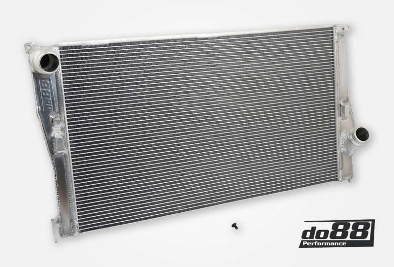 do88 07-13 BMW 135i/335i N54/N55 (E82/E88/E9X) Manual Radiator - WC-390