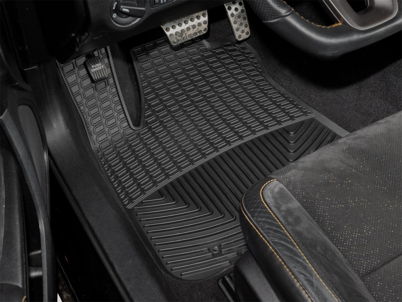 WeatherTech 17-23 Chrysler 300 1st Row Front All-Weather Floor Mats - Black - W710