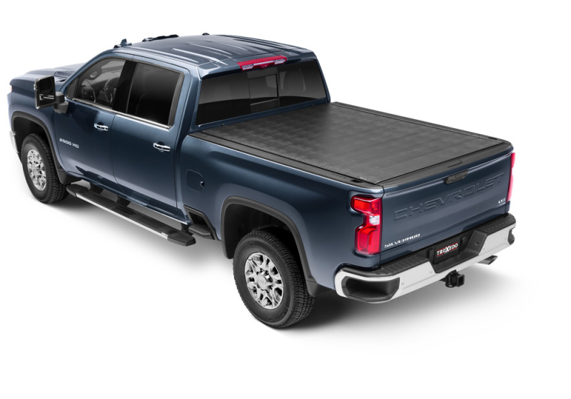 Truxedo 2020 GMC Sierra & Chevrolet Silverado 2500HD & 3500HD 6ft 9in Sentry Bed Cover - 1573301