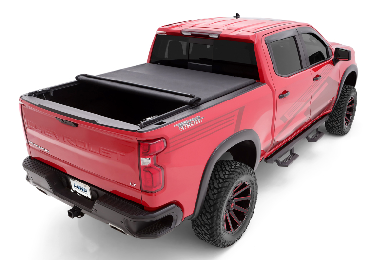 Lund 2019 Chevrolet Silverado 1500 (5.5ft. Bed) Genesis Elite Roll Up Tonneau Cover - Black - 968292