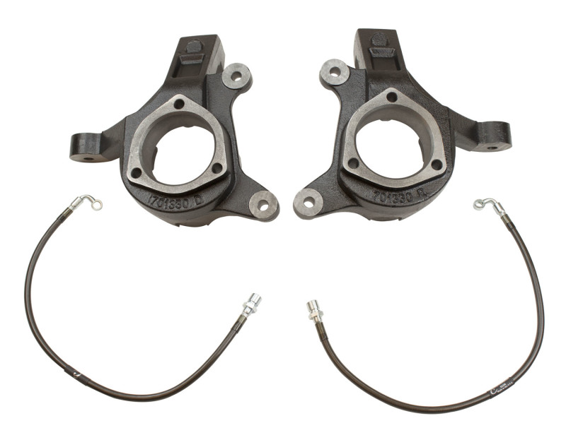 MaxTrac 07-16 GM C1500 2WD 3in Front Lift Spindles w/Extended DOT Compliant Brake Lines - 701330BL