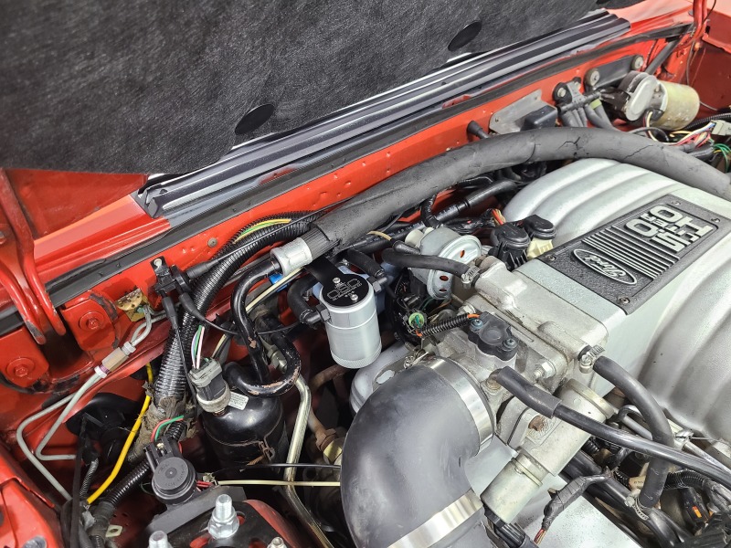 J&L 86-93 Ford Mustang 5.0 302 Passenger Side Oil Separator 3.0 - Clear Anodized - 3045P-C