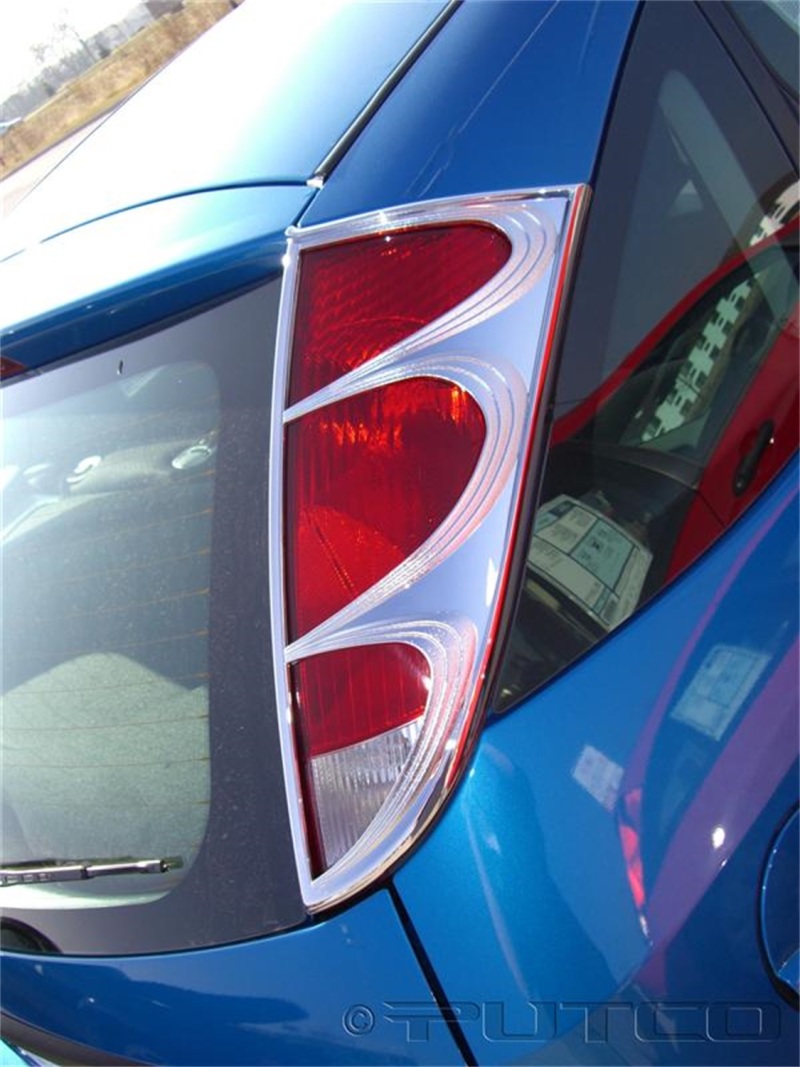 Putco 00-04 Ford Focus - will Only Fit the Hatchback Tail Light Covers - 400848