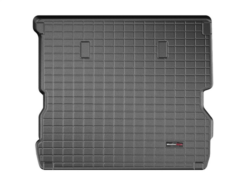 WeatherTech 2017+ Land Rover Discovery Cargo Liner - Black (w/ 4 Zone Climate Control) - 401084