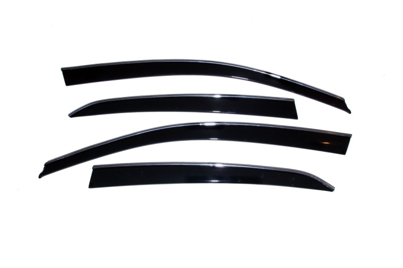 AVS 06-10 Volkswagen Jetta Ventvisor Low Profile Deflectors 4pc - Smoke w/Chrome Trim - 794005