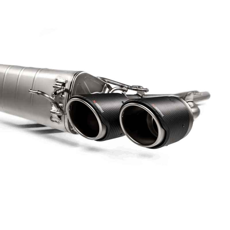 Akrapovic 2018+ Alfa Romeo Giulia Quadrifoglio Slip-On Line (Titanium) w/Titanium/Carbon Fiber Tips - S-AR/TI/7H