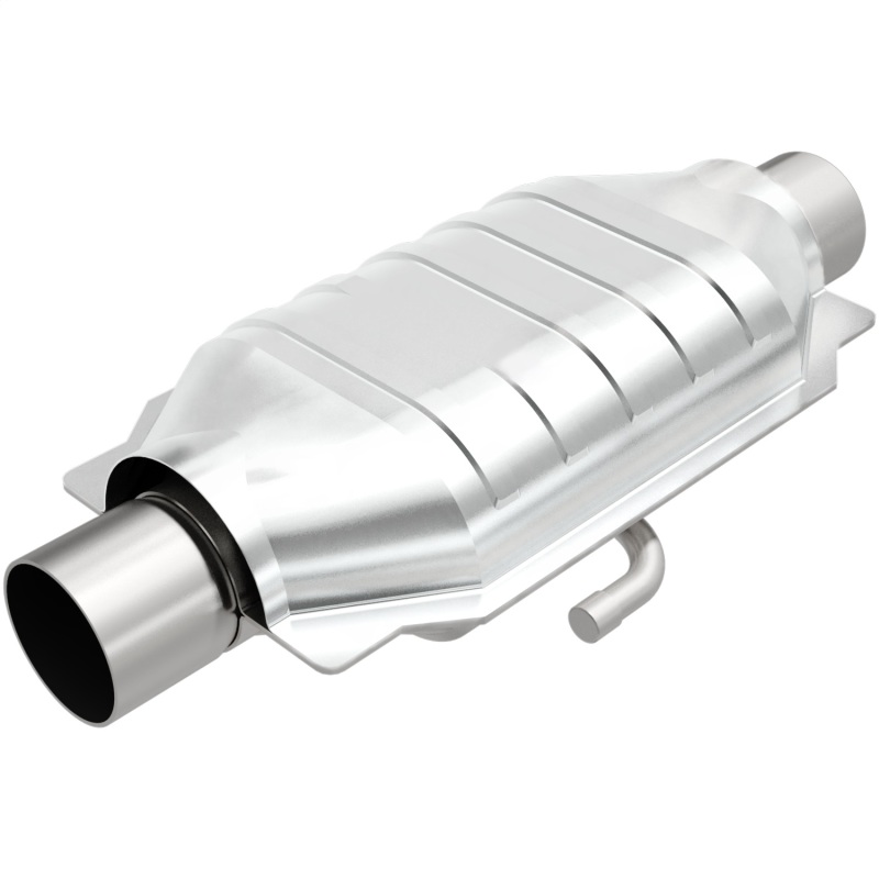 MagnaFlow Conv Universal 2.25in Inlet 2.25in Outlet 16in Length 6.375in Width - 3391015