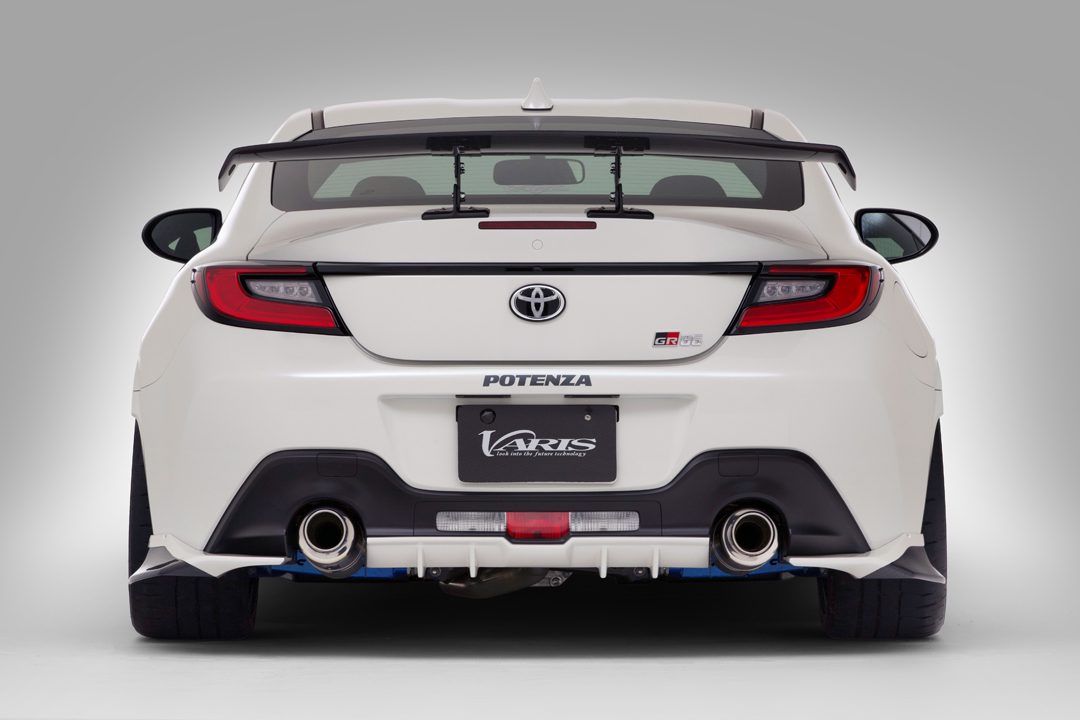 VARIS ARISING-1 S-RESISTANT CARBON FIBER REAR SHROUD FOR ZN8 TOYOTA GR86