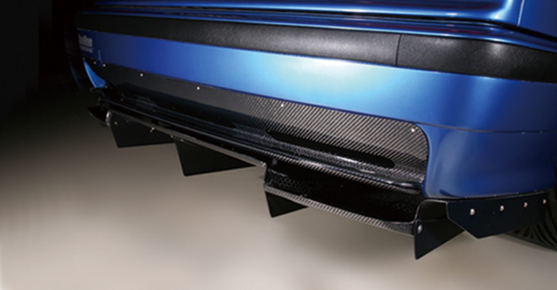 VRS REAR UNDER SKIRT (HALF CARBON) 1990-99 BMW M3 [E36] VAB-3606