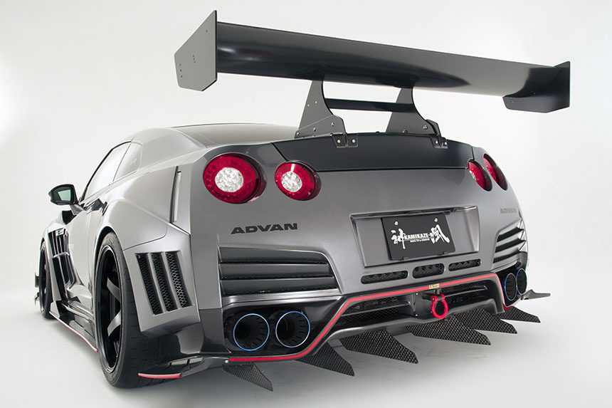 VARIS KAMIKAZE-R REAR BUMPER FOR JDM-SPEC 2008 NISSAN GT-R [R35] VANI-110/VANI-111