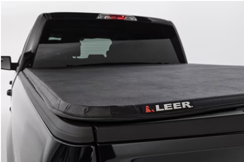 LEER 2015+ Colorado/Canyon LATITUDE CC 5Ft2In Tonneau Cover - Folding Compact Short Bed - 630105